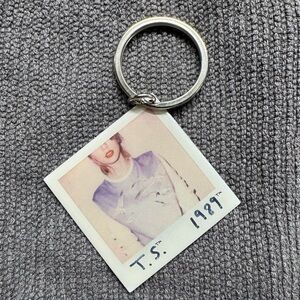 1989 Album Keychain